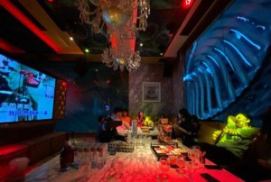 杭州收入高的酒吧ktv招聘商务接待,夜场上班适合穿黑色衣服吗？